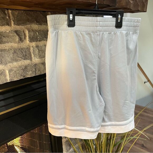 Abercrombie & Fitch Shorts - Picture 4 of 6